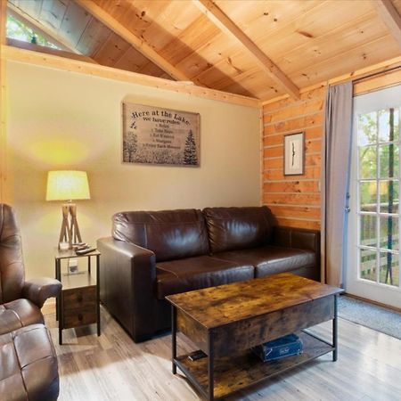 The Eldon Cabin Experience Exterior photo